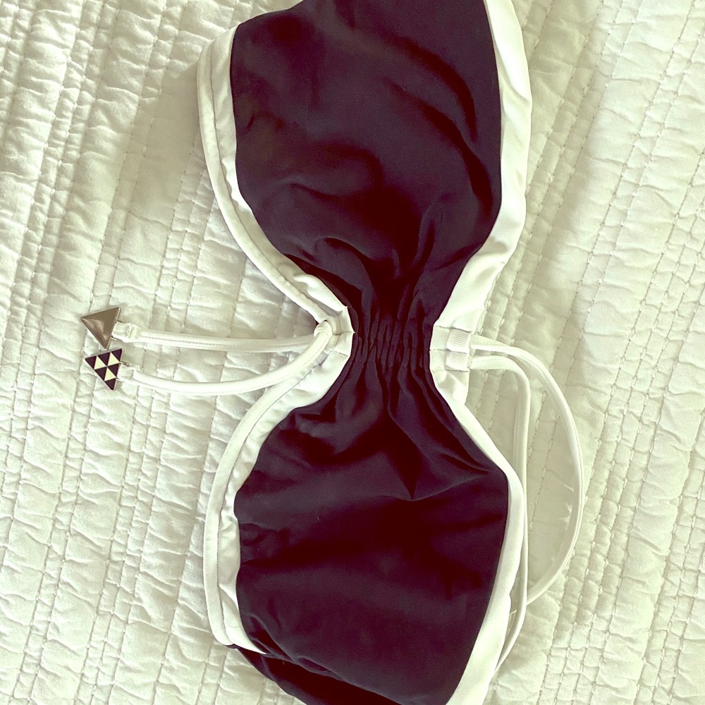 Strapless Seafolly bikini top, Aus14